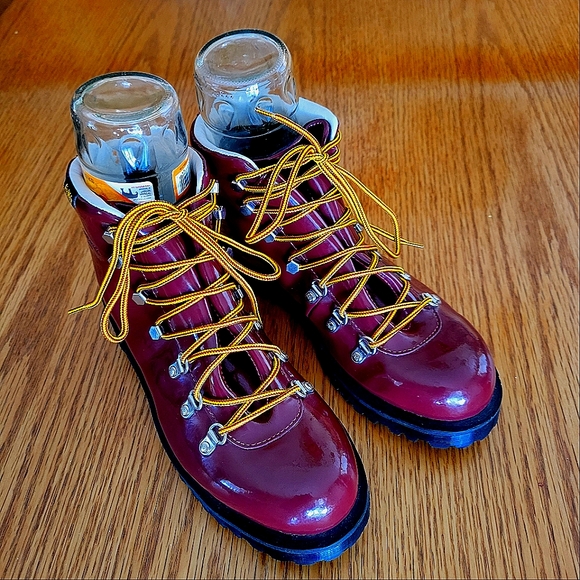 Made in Asia Doc Marten boots - Picture 3 of 10